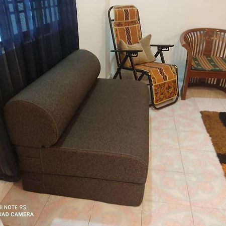 R&R Homestay Simpang Renggam ภายนอก รูปภาพ