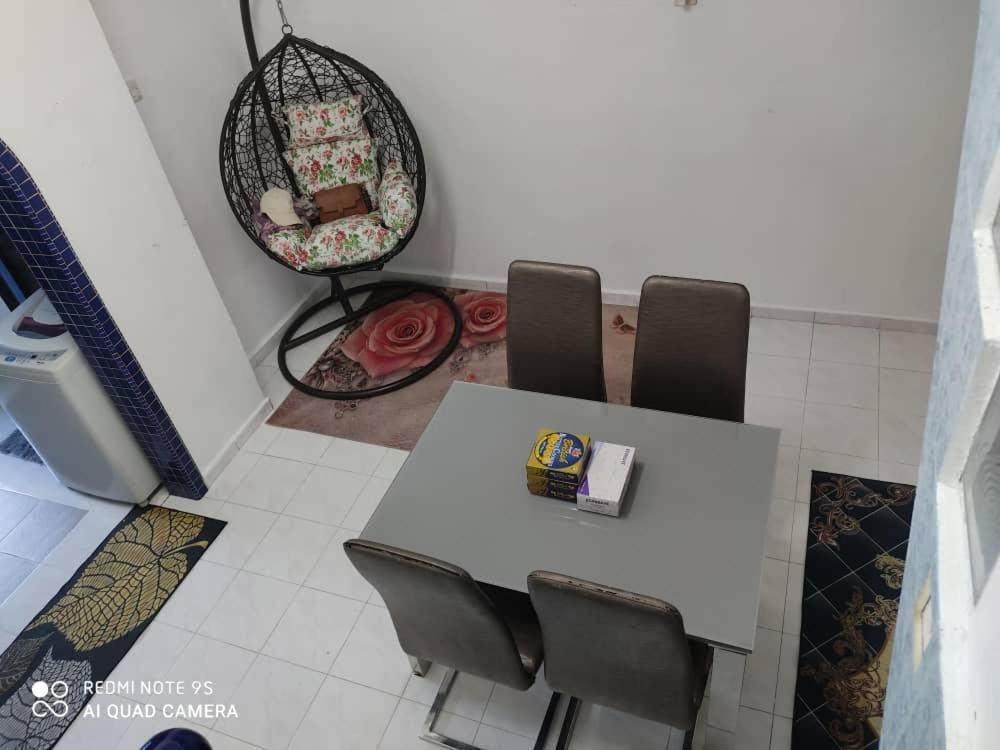R&R Homestay Simpang Renggam ภายนอก รูปภาพ
